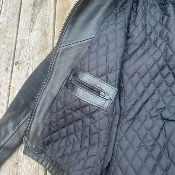Vintage 90's Women's Black Leather Motorcycle Jacket Size Small - Picture 12 of 13